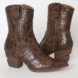 Matisse Brown Croc-Embossed Western Ankle Boots